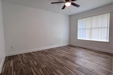 Condo in Kissimmee, Florida, 2 bedrooms  № 2203070 - photo 13