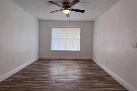 Condo in Kissimmee, Florida, 2 bedrooms  № 2203070 - photo 15