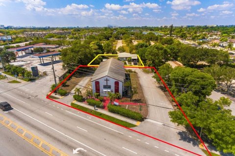 Immobilier commercial à vendre à Pompano Beach, Floride № 1949928 - photo 2