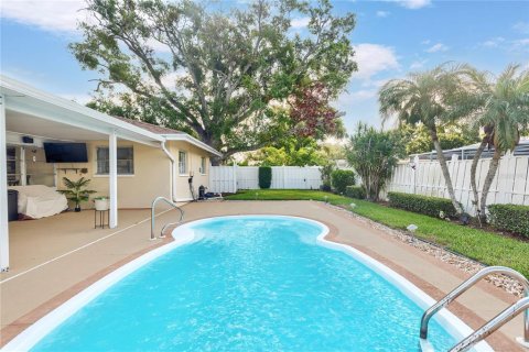 Casa en venta en Dunedin, Florida, 4 dormitorios, 182.27 m2 № 2236879 - foto 25