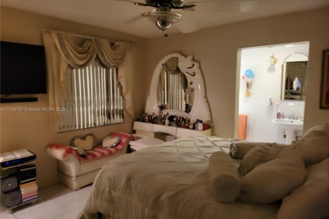 Купить виллу или дом в Хайалиа, Флорида 3 спальни, 146.32м2, № 1985116 - фото 16