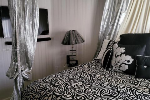 Купить виллу или дом в Хайалиа, Флорида 3 спальни, 146.32м2, № 1985116 - фото 29