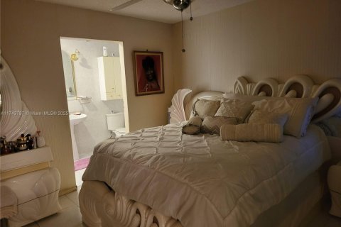 Купить виллу или дом в Хайалиа, Флорида 3 спальни, 146.32м2, № 1985116 - фото 22