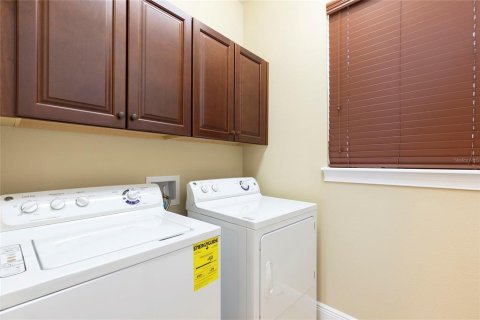 Casa en venta en Four Corners, Florida, 5 dormitorios, 293.29 m2 № 1795988 - foto 21