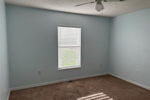 Casa en alquiler en Deltona, Florida, 3 dormitorios, 129.69 m2 № 1898835 - foto 12