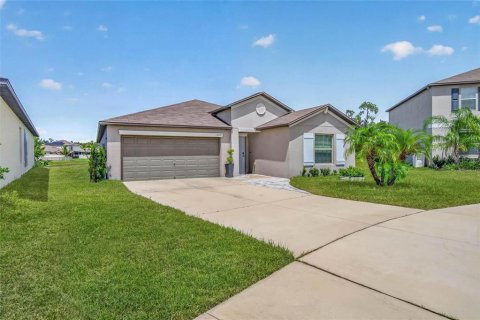 House in Ruskin, Florida 4 bedrooms, 179.77 sq.m. № 2367235