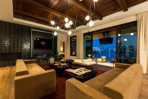 Casa en venta en Tierra Verde, Florida, 5 dormitorios, 487.83 m2 № 1839869 - foto 7