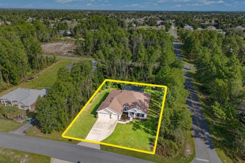 Villa ou maison à vendre à Ocala, Floride: 4 chambres, 237.37 m2 № 2419284 - photo 4
