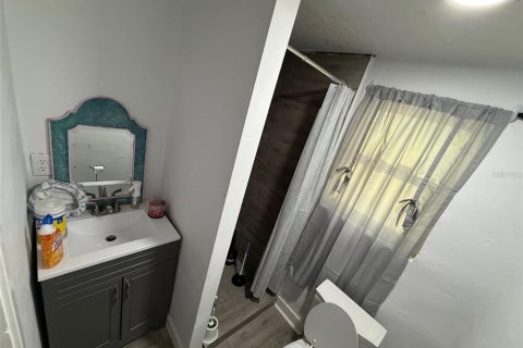 Casa en venta en Gainesville, Florida, 6 dormitorios, 231.88 m2 № 1851469 - foto 13