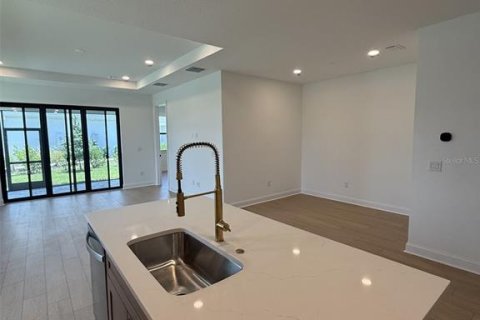 Villa ou maison à vendre à Apollo Beach, Floride: 2 chambres, 148.83 m2 № 2200613 - photo 3