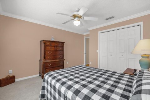 House in The Villages, Florida 3 bedrooms, 179.86 sq.m. № 1585949 - photo 25