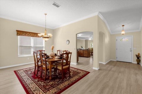 House in The Villages, Florida 3 bedrooms, 179.86 sq.m. № 1585949 - photo 12