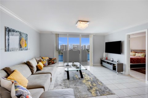 Copropriété à vendre à Aventura, Floride: 2 chambres, 99.68 m2 № 1864155 - photo 5