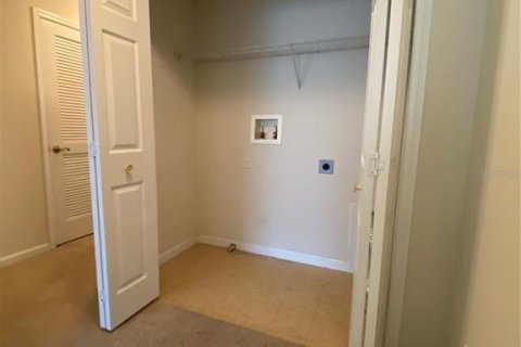 Adosado en alquiler en New Smyrna Beach, Florida, 3 dormitorios, 140 m2 № 1881227 - foto 8