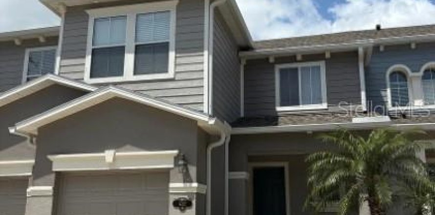 Adosado en New Smyrna Beach, Florida 3 dormitorios, 140 m2 № 1881227