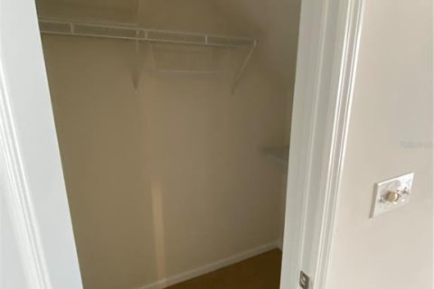 Adosado en alquiler en New Smyrna Beach, Florida, 3 dormitorios, 140 m2 № 1881227 - foto 5