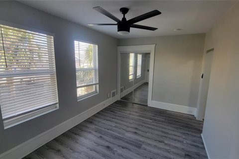 Commercial property in Daytona Beach, Florida 4 bedrooms, 270.72 sq.m. № 1620420 - photo 18