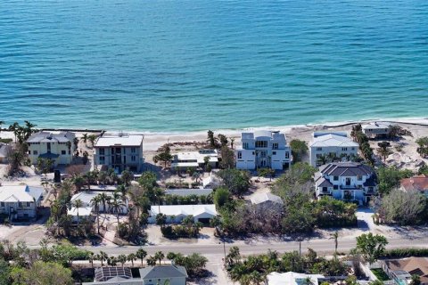 Casa en venta en Longboat Key, Florida, 3 dormitorios, 195.09 m2 № 1519951 - foto 1