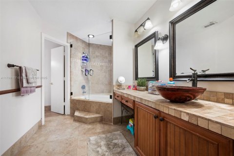 Купить виллу или дом в Коконат Крик, Флорида 4 спальни, 180.32м2, № 1929536 - фото 24