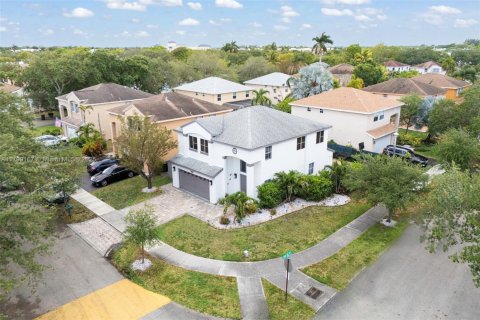 Купить виллу или дом в Коконат Крик, Флорида 4 спальни, 180.32м2, № 1929536 - фото 26