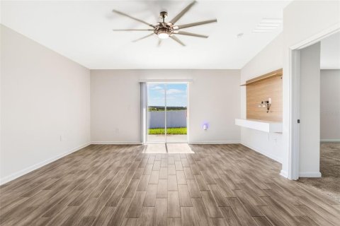 Villa ou maison à vendre à Groveland, Floride: 4 chambres, 170.48 m2 № 1855834 - photo 10