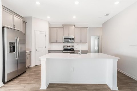 Villa ou maison à vendre à Groveland, Floride: 4 chambres, 170.48 m2 № 1855834 - photo 4