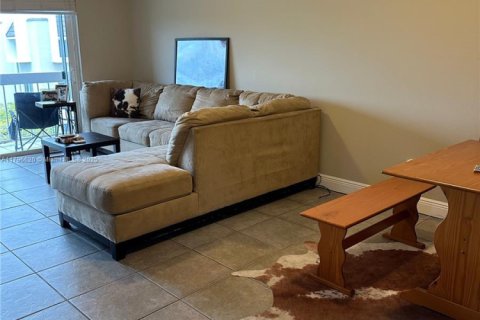 Condominio en venta en Miami, Florida, 2 dormitorios, 74.69 m2 № 1708982 - foto 10