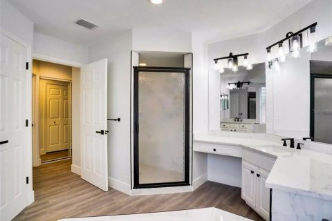 Villa ou maison à vendre à Lakewood Ranch, Floride: 5 chambres, 274.71 m2 № 1544851 - photo 19