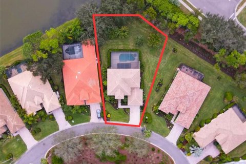 Villa ou maison à vendre à Lakewood Ranch, Floride: 5 chambres, 274.71 m2 № 1544851 - photo 2