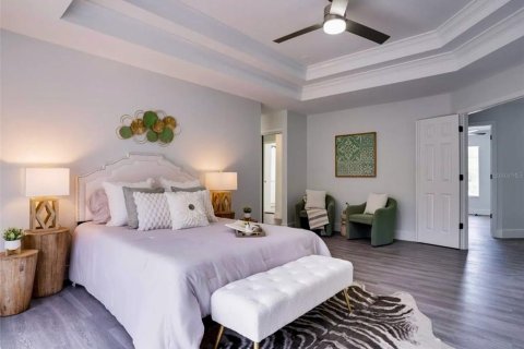 Villa ou maison à vendre à Lakewood Ranch, Floride: 5 chambres, 274.71 m2 № 1544851 - photo 16