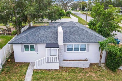 House in Davenport, Florida 4 bedrooms, 196.4 sq.m. № 1915895 - photo 1
