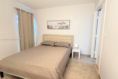 Condo in Pompano Beach, Florida, 2 bedrooms № 2007461 - photo 14