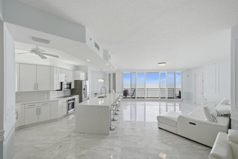 Condominio en venta en Hutchinson Island South, Florida, 3 dormitorios, 199.09 m2 № 2078303 - foto 7