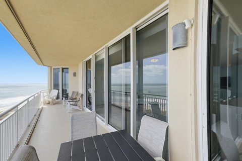 Condominio en venta en Hutchinson Island South, Florida, 3 dormitorios, 199.09 m2 № 2078303 - foto 23