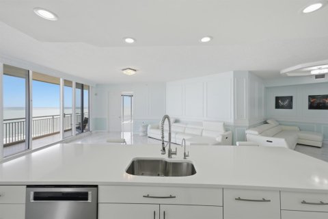 Condominio en venta en Hutchinson Island South, Florida, 3 dormitorios, 199.09 m2 № 2078303 - foto 6