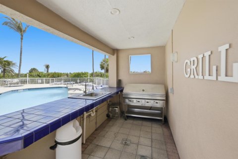 Condominio en venta en Hutchinson Island South, Florida, 3 dormitorios, 199.09 m2 № 2078303 - foto 11
