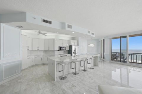 Condominio en venta en Hutchinson Island South, Florida, 3 dormitorios, 199.09 m2 № 2078303 - foto 24