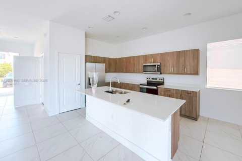 Villa ou maison à louer à Ave Maria, Floride: 3 chambres № 2072719 - photo 3