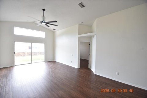 House in Riverview, Florida 4 bedrooms, 154.68 sq.m. № 2403429 - photo 17