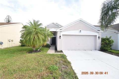 House in Riverview, Florida 4 bedrooms, 154.68 sq.m. № 2403429 - photo 2