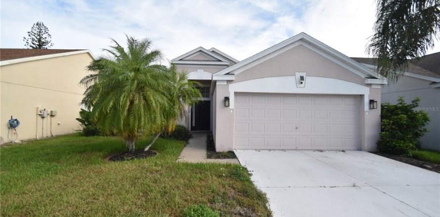House in Riverview, Florida 4 bedrooms, 154.68 sq.m. № 2403429