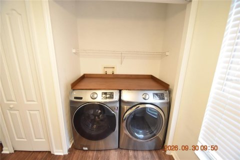 House in Riverview, Florida 4 bedrooms, 154.68 sq.m. № 2403429 - photo 26