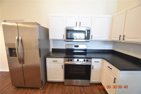 House in Riverview, Florida 4 bedrooms, 154.68 sq.m. № 2403429 - photo 23