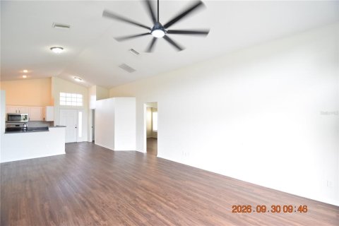 House in Riverview, Florida 4 bedrooms, 154.68 sq.m. № 2403429 - photo 19