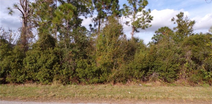 Land in North Port, Florida № 2165365