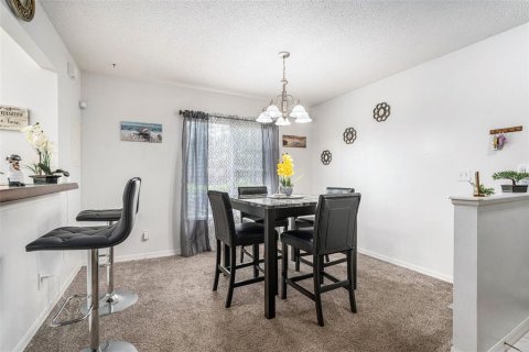 Adosado en venta en Tampa, Florida, 3 dormitorios, 126.72 m2 № 1817249 - foto 13