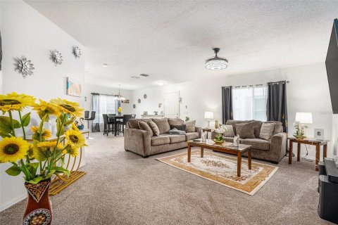 Adosado en venta en Tampa, Florida, 3 dormitorios, 126.72 m2 № 1817249 - foto 12