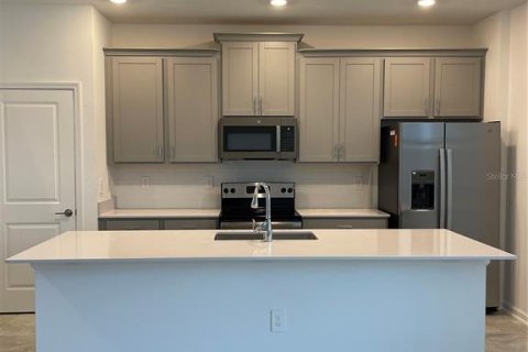 Adosado en venta en Kissimmee, Florida, 4 dormitorios, 185.43 m2 № 1904493 - foto 10