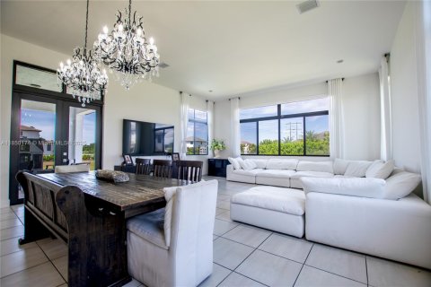 House in Southwest Ranches, Florida 5 bedrooms, 437.85 sq.m. № 1857136 - photo 13