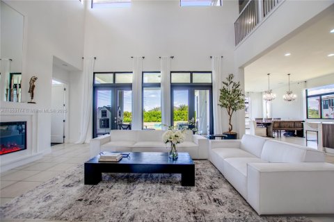 House in Southwest Ranches, Florida 5 bedrooms, 437.85 sq.m. № 1857136 - photo 6
